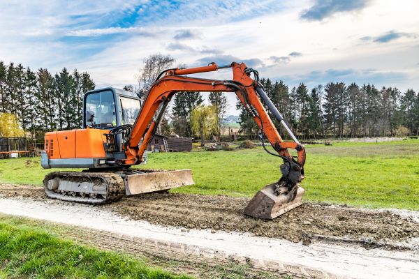 Dirt Road Leveling in Hendersonville